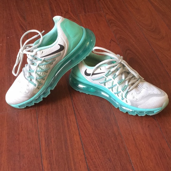 Nike Shoes - Nike Air Max